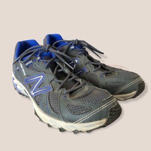 Women's New Balance 573 Trail Runners
